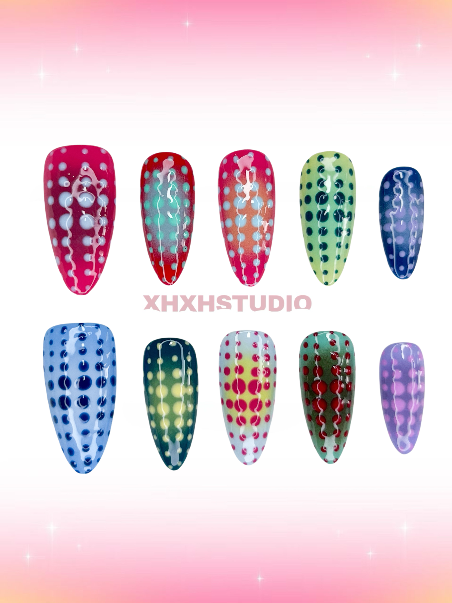 Polka - dot Fantasy Color Nail Art