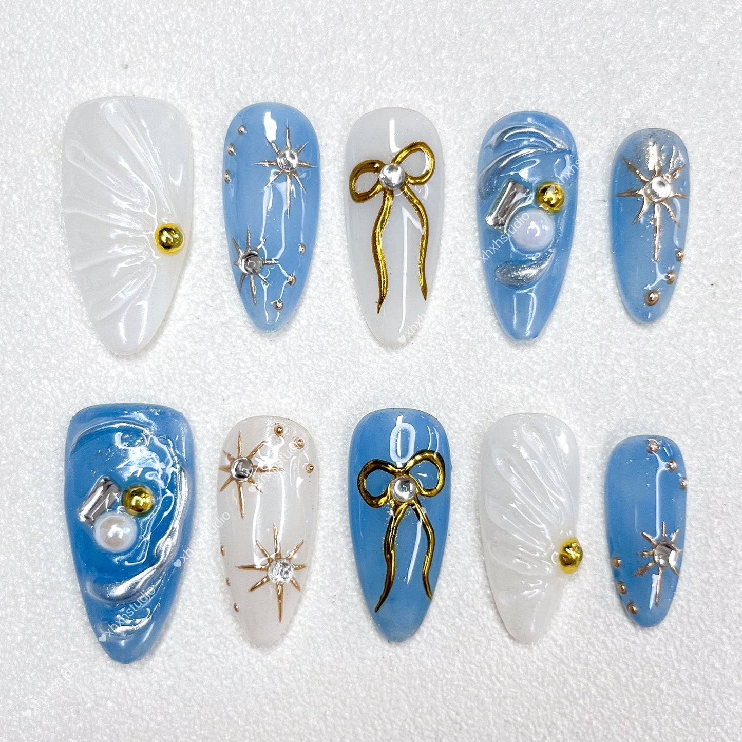 Blue - white Elegant Rhyme Nail Art