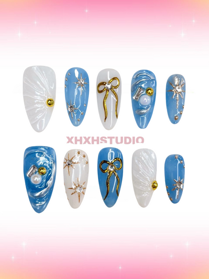 Blue - white Elegant Rhyme Nail Art