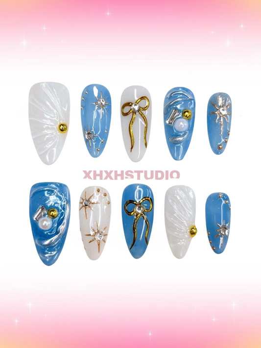 Blue - white Elegant Rhyme Nail Art