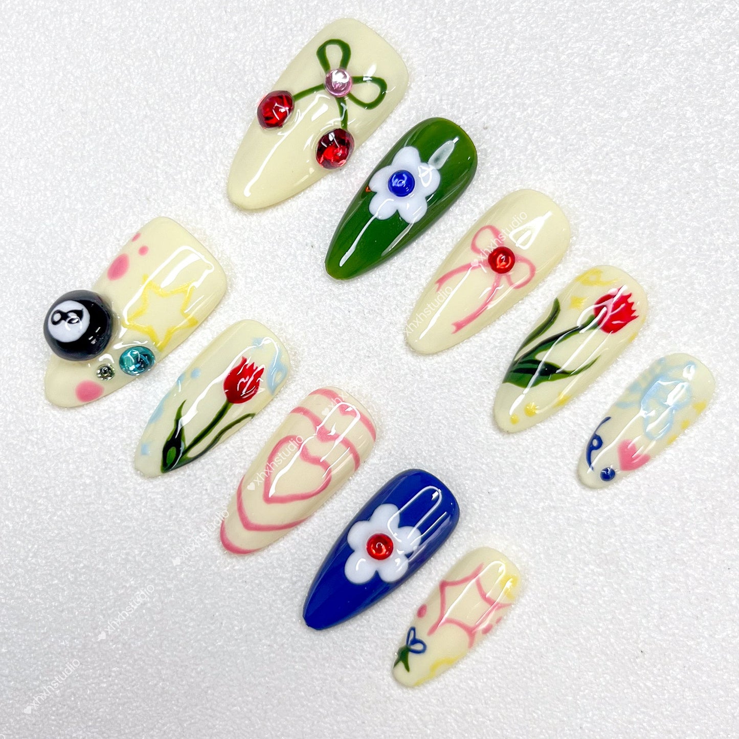 Cute Flower - adorned Nail Art
