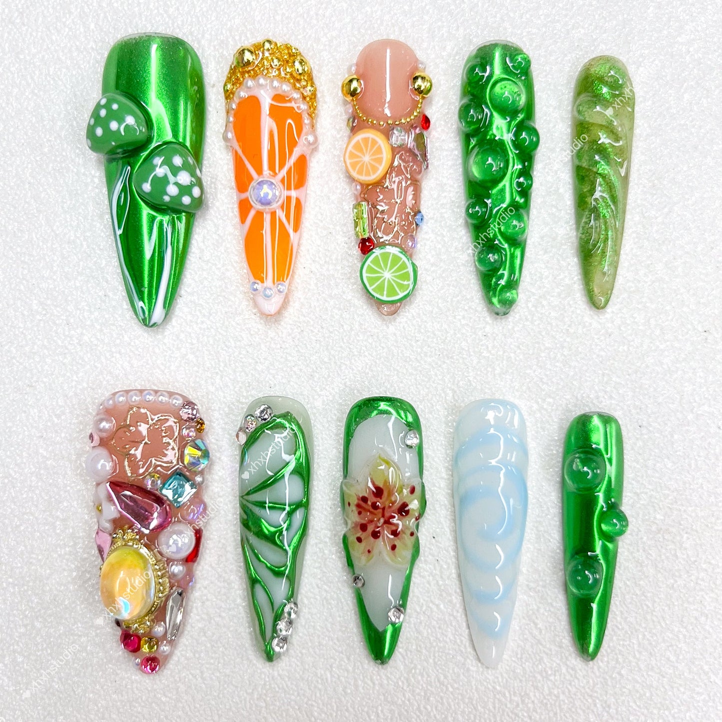 Green Field Orange - fun Nail Art