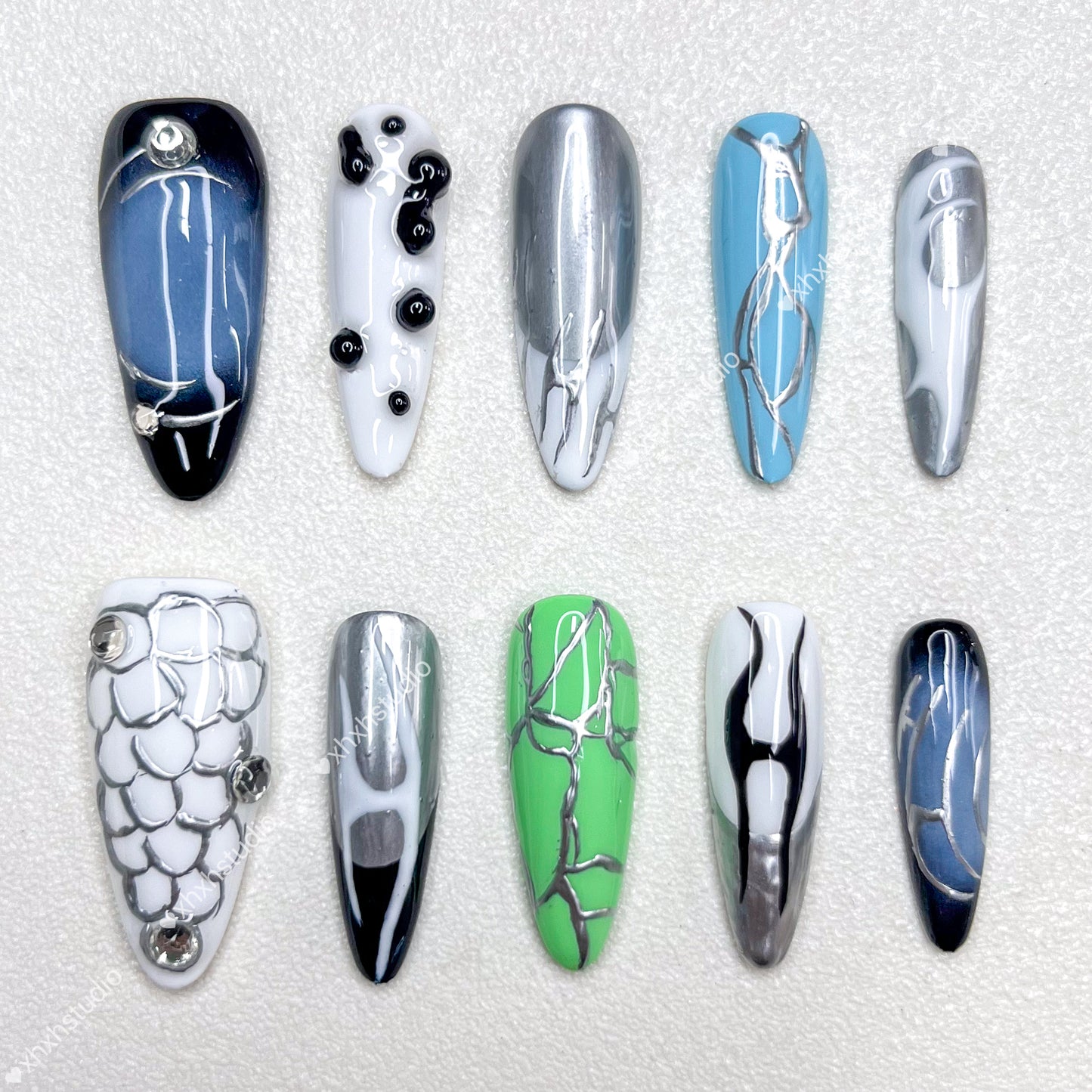 Cool Fantasy Pattern Nail Art