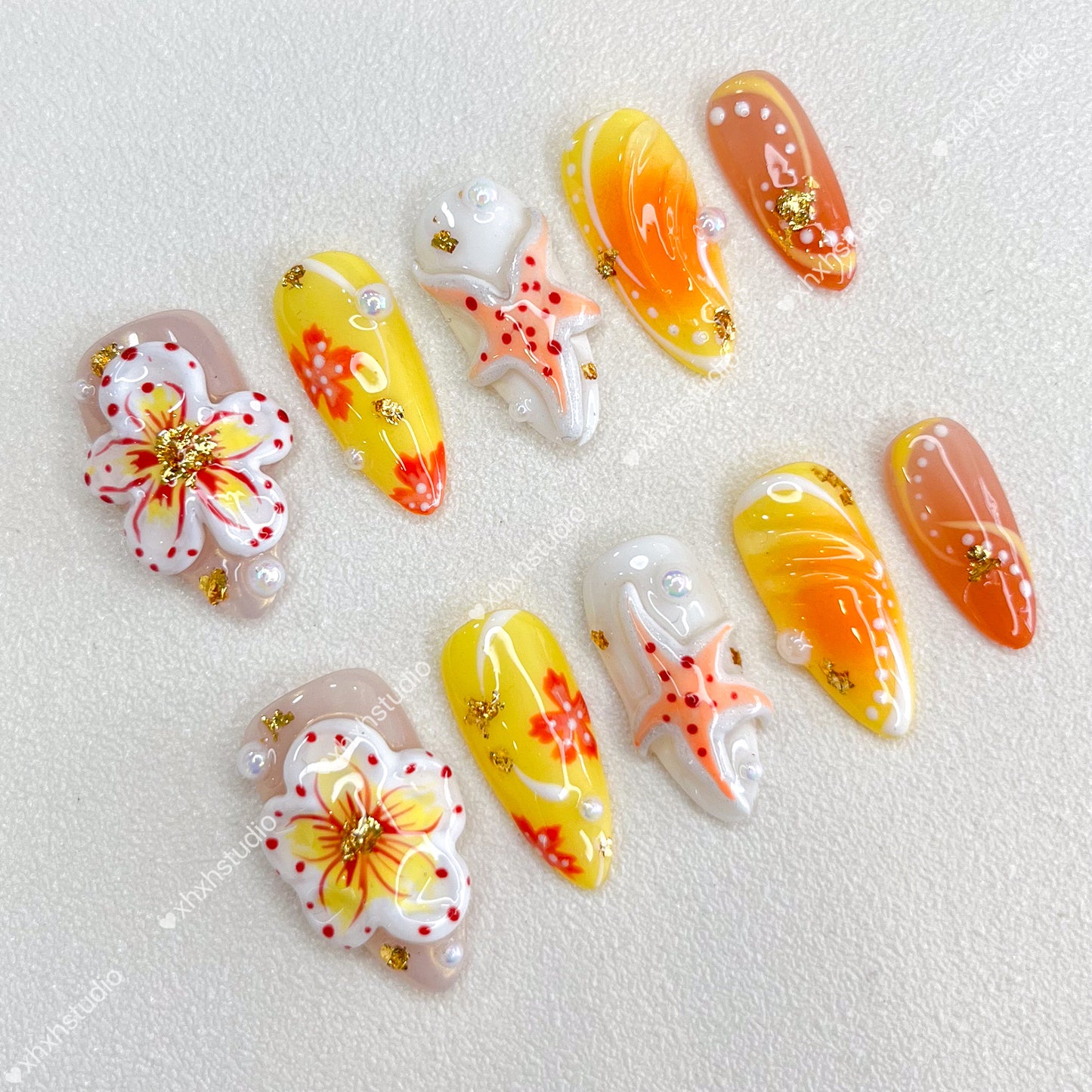 Warm Sea Flower Nail Art