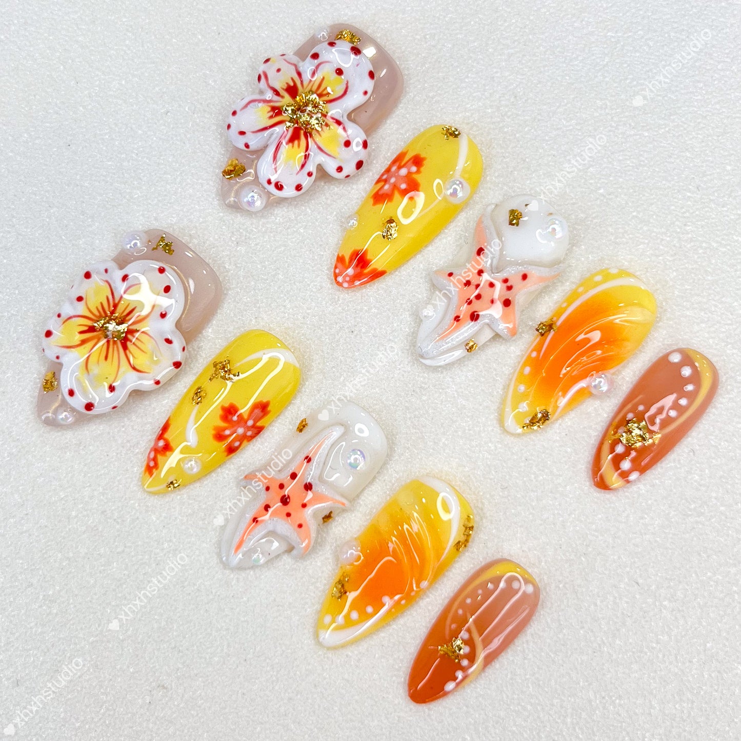 Warm Sea Flower Nail Art